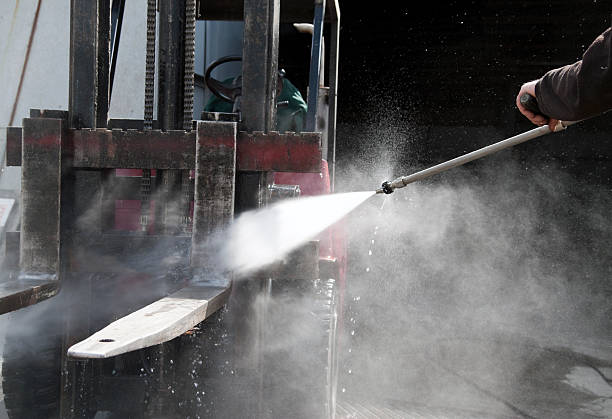 Best Oil Spill Cleanup  in Fort Pierre, SD